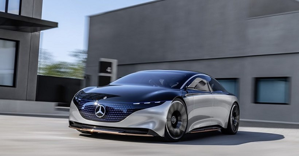 Mercedes-Benz ditches self-driving car development