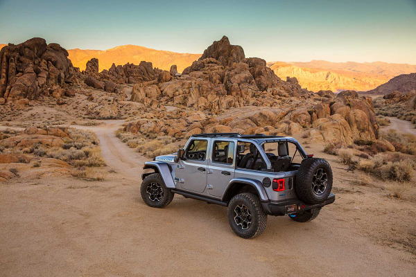 2021 Jeep Wrangler 4xe plug-in hybrid will electrify off-roading in a way nothing else has yet